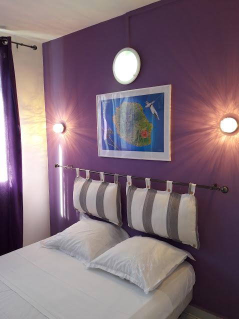 Hotel Du Centre Saint-Denis Ngoại thất bức ảnh