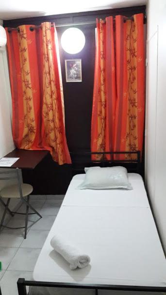 Hotel Du Centre Saint-Denis Ngoại thất bức ảnh