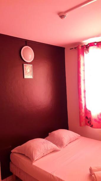 Hotel Du Centre Saint-Denis Ngoại thất bức ảnh