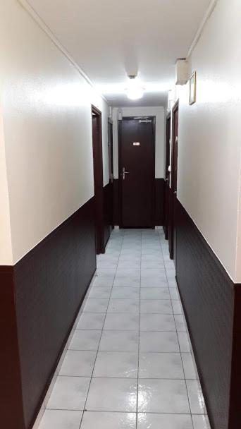 Hotel Du Centre Saint-Denis Ngoại thất bức ảnh